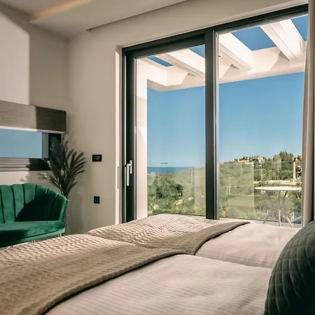 Vatia Villa *