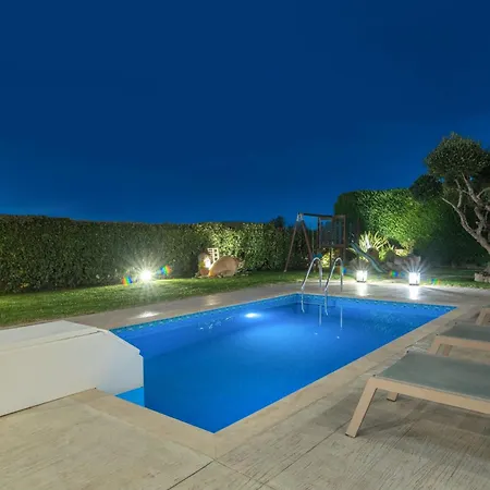 Vatia Villa *