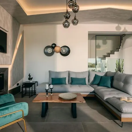 Vatia Villa